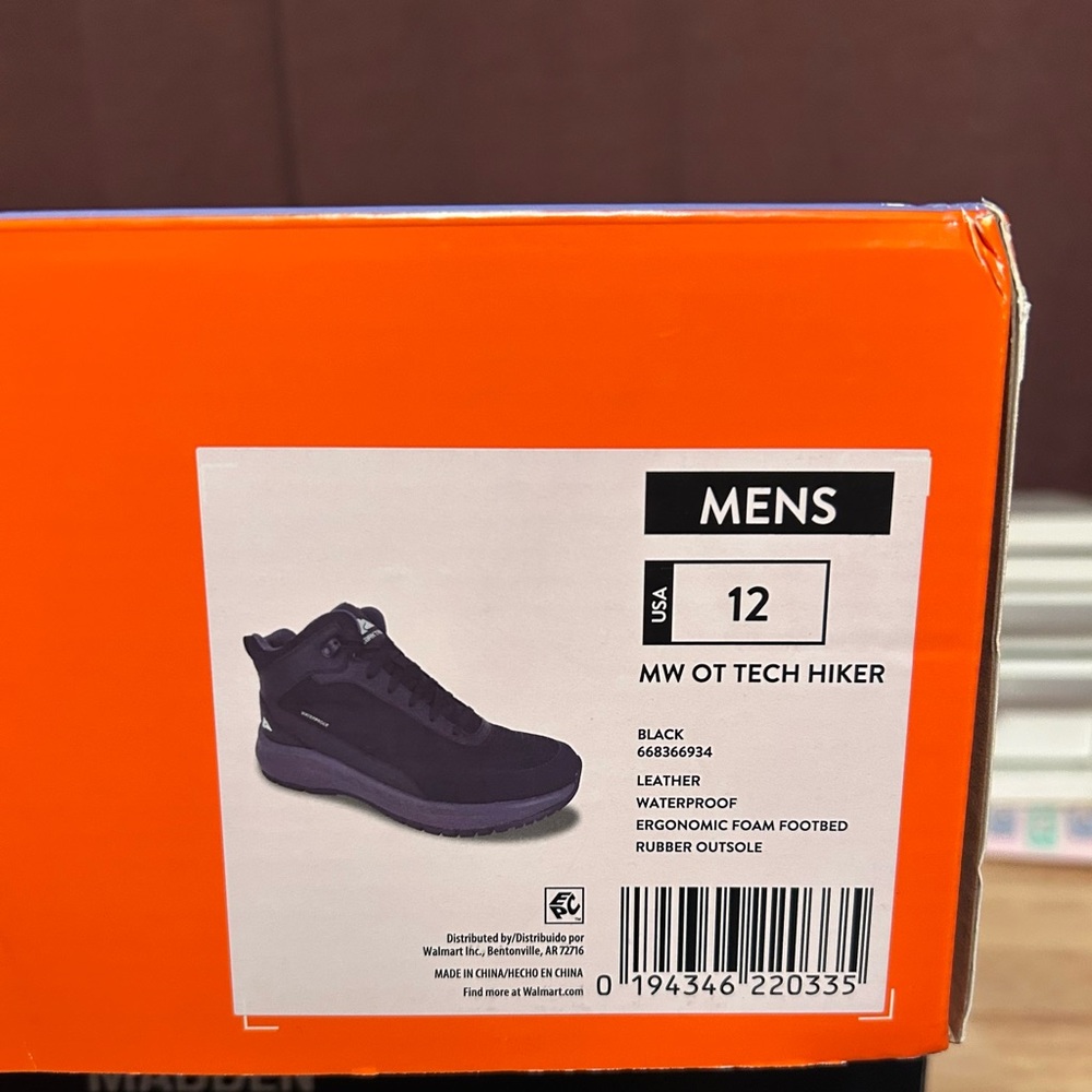 Ozark Trail Men's Black Athletic Hiker Shoes - Picture 6 of 9